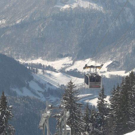 Seilbahn im Winter